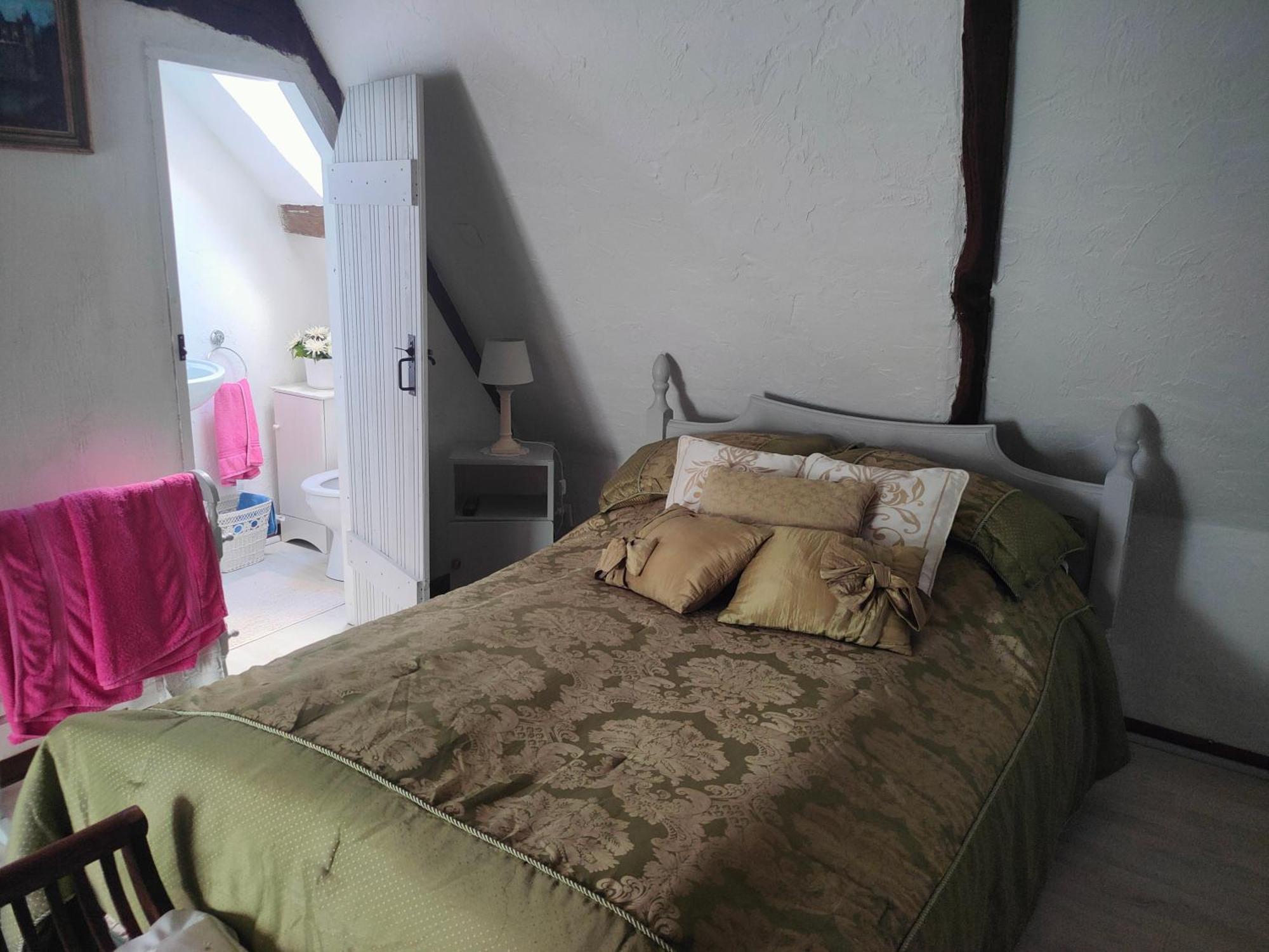 Maison Josselin Proche Chateau Extérieur photo