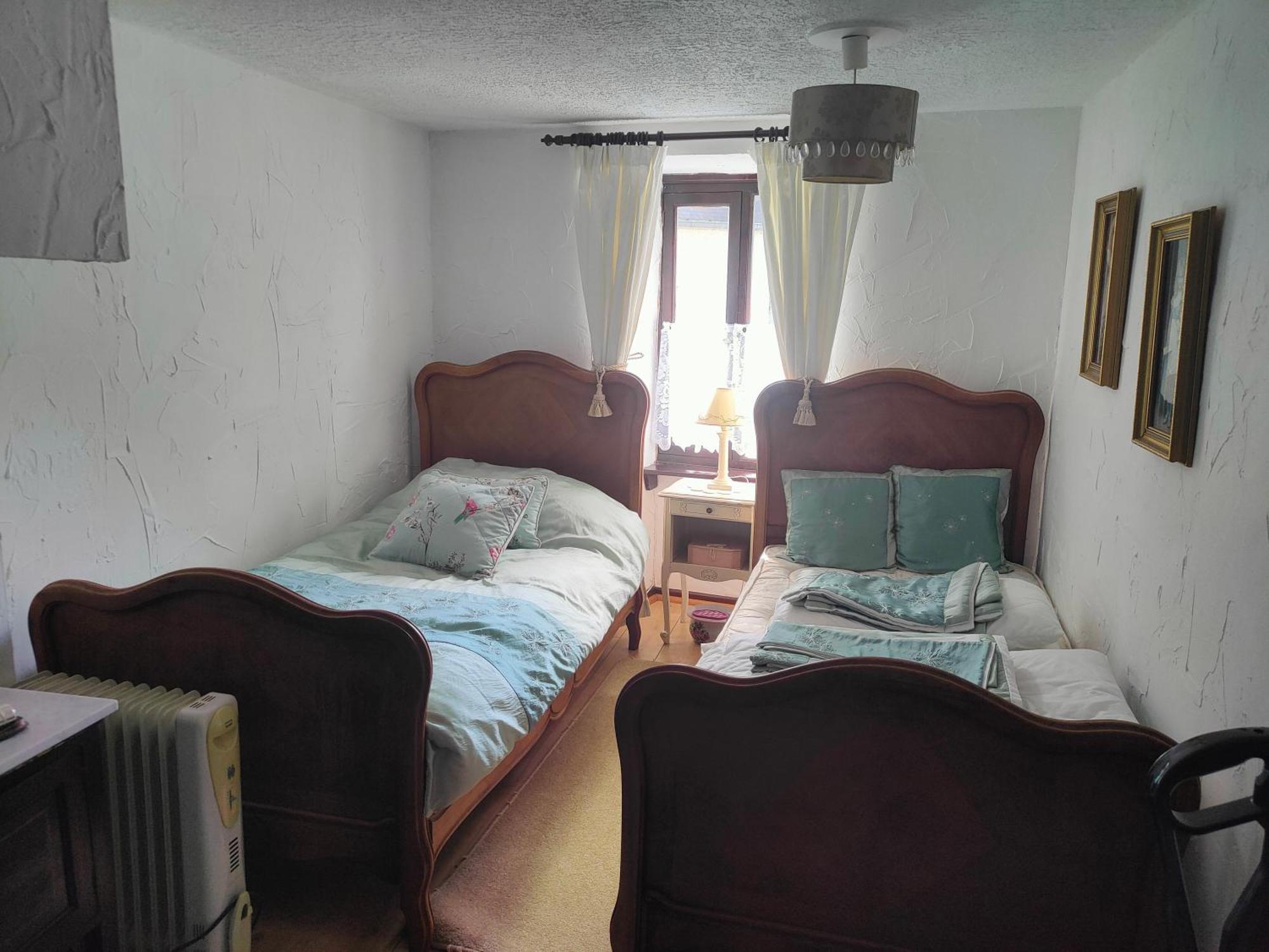 Maison Josselin Proche Chateau Extérieur photo